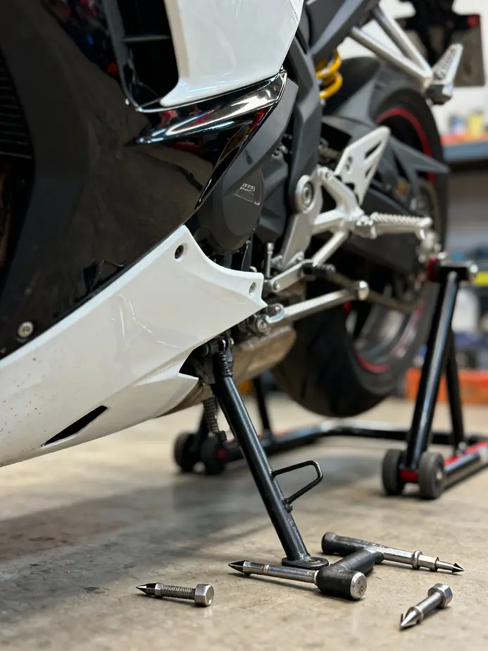 Repairing motorcycle fairings with effective techniques for fiberglass and ABS plastic.