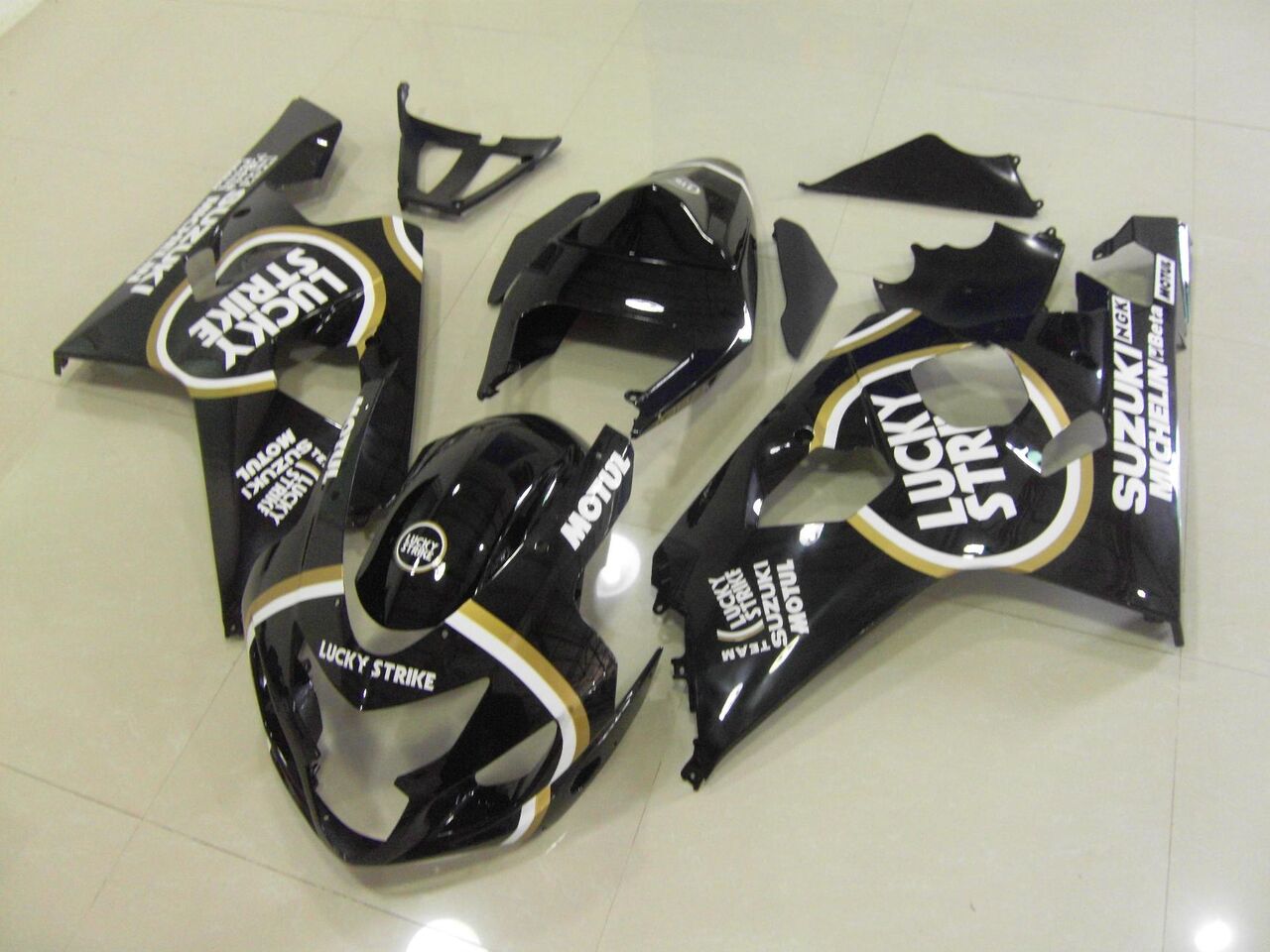 Suzuki GSXR600-750 GSXR600 2004-2005 / GSXR750 2004-2005 Fairings Plastics Kit FM-0591