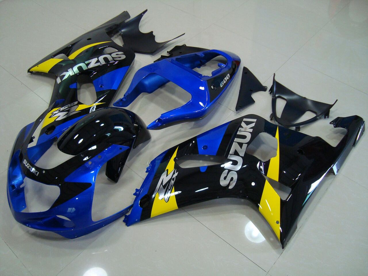 Suzuki GSXR600-750 GSXR600 2001-2003 / GSXR750 200-2003 Fairings Plastics Kit FM-0536