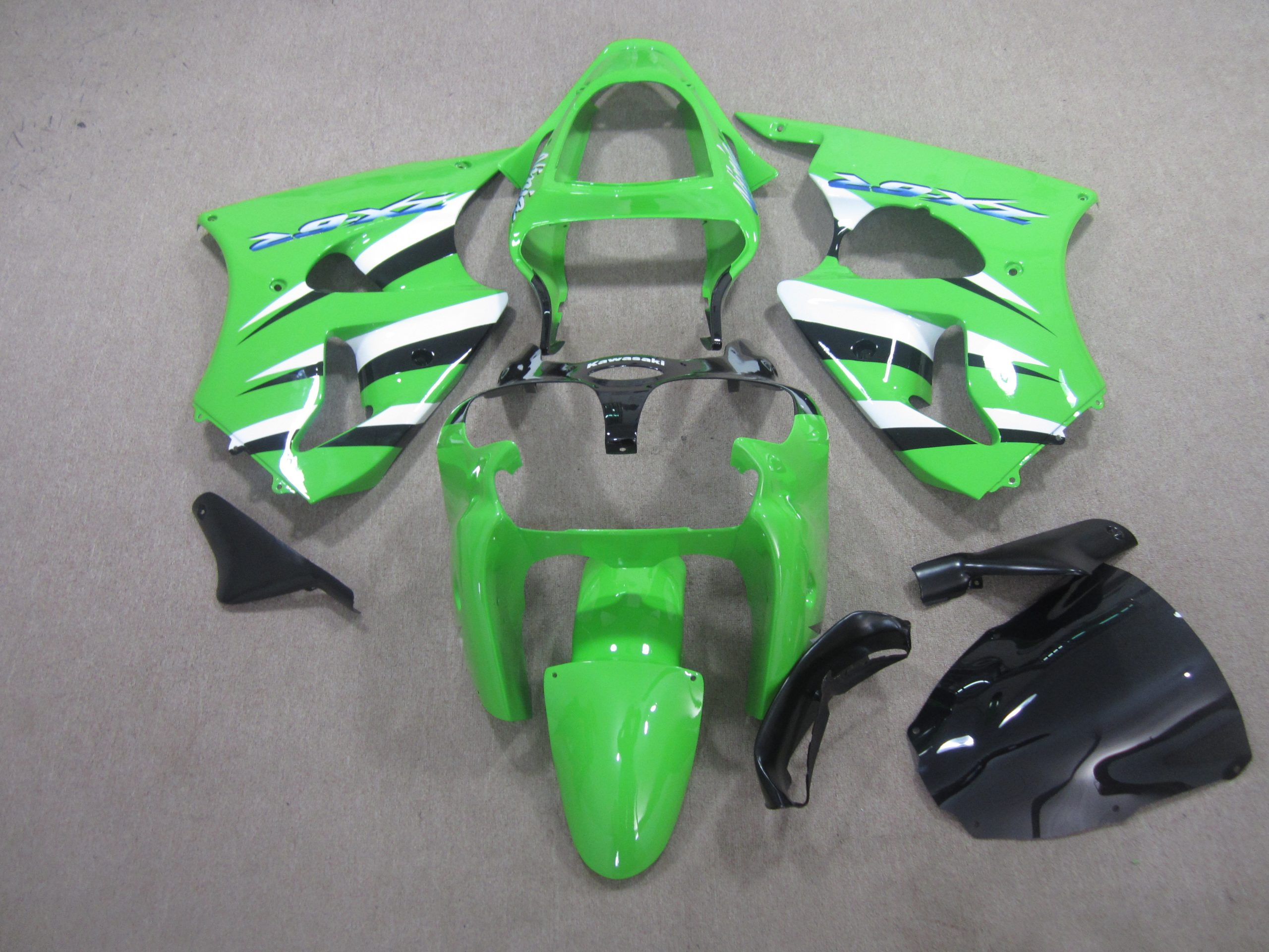 Kawasaki Ninja ZX-6R Fairings Plastics Kit 2000-2002 FM-0806