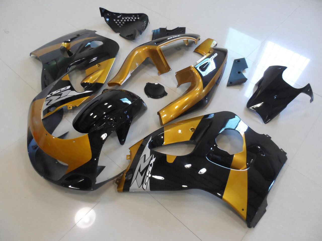 Suzuki GSXR600-750 GSXR600 1997-2000 / GSXR750 1996-1999 Fairings Plastics Kit FM-0492